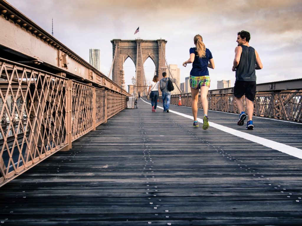 personas corriendo